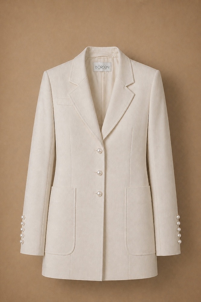 Jacket decorated with pearls